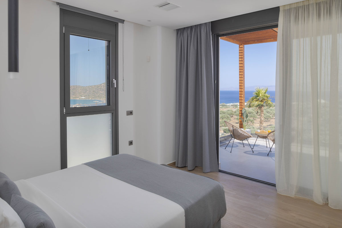 Zeus Luxury Villas